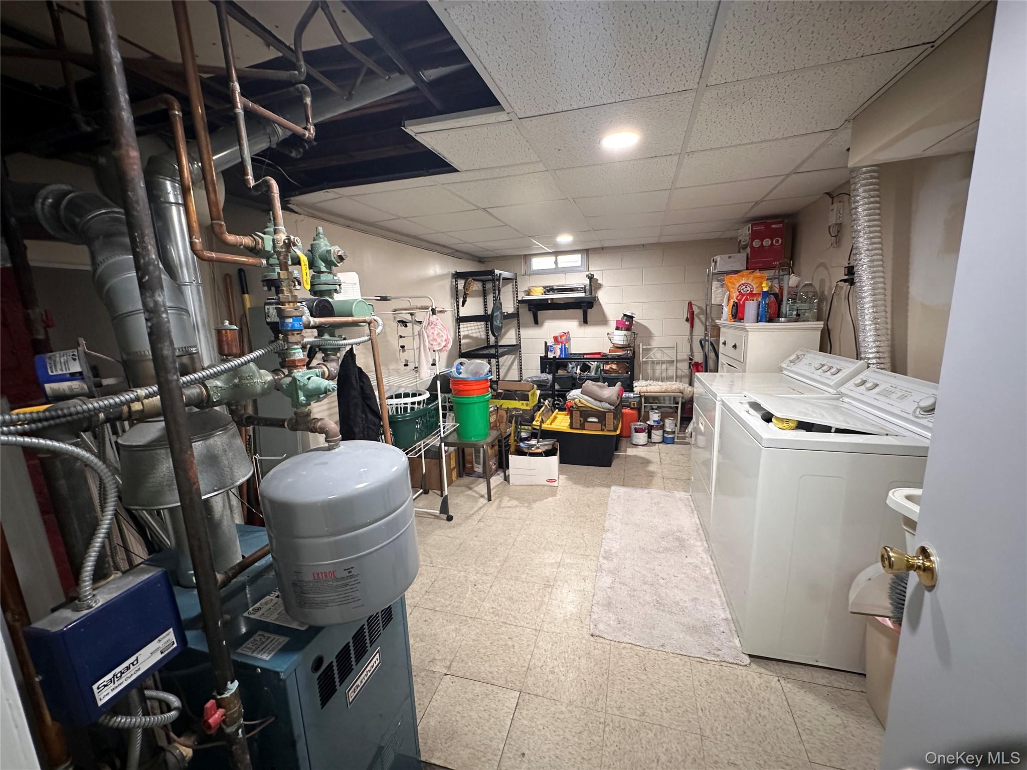 568 Irving Street Property Photo 31