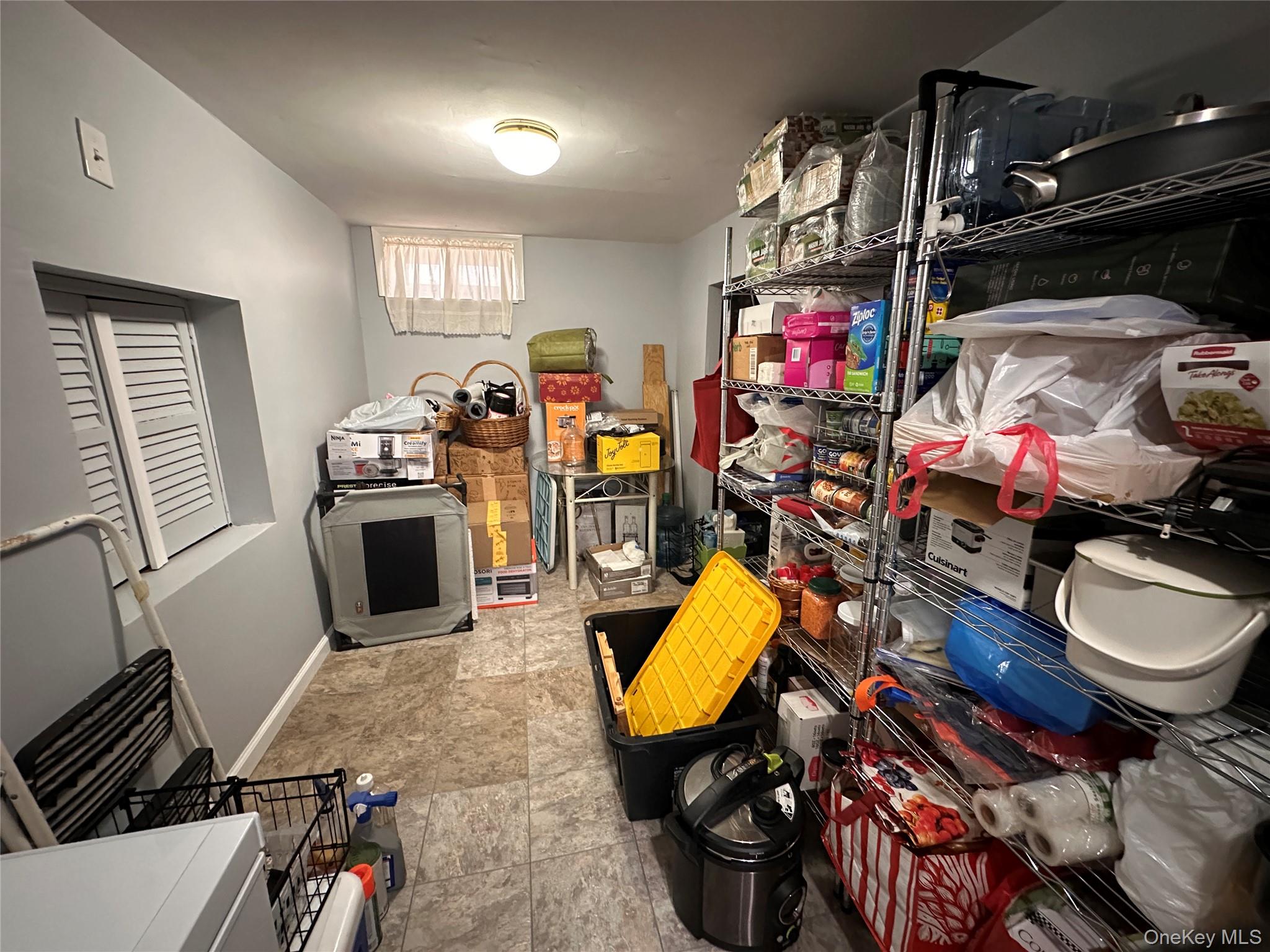568 Irving Street Property Photo 32