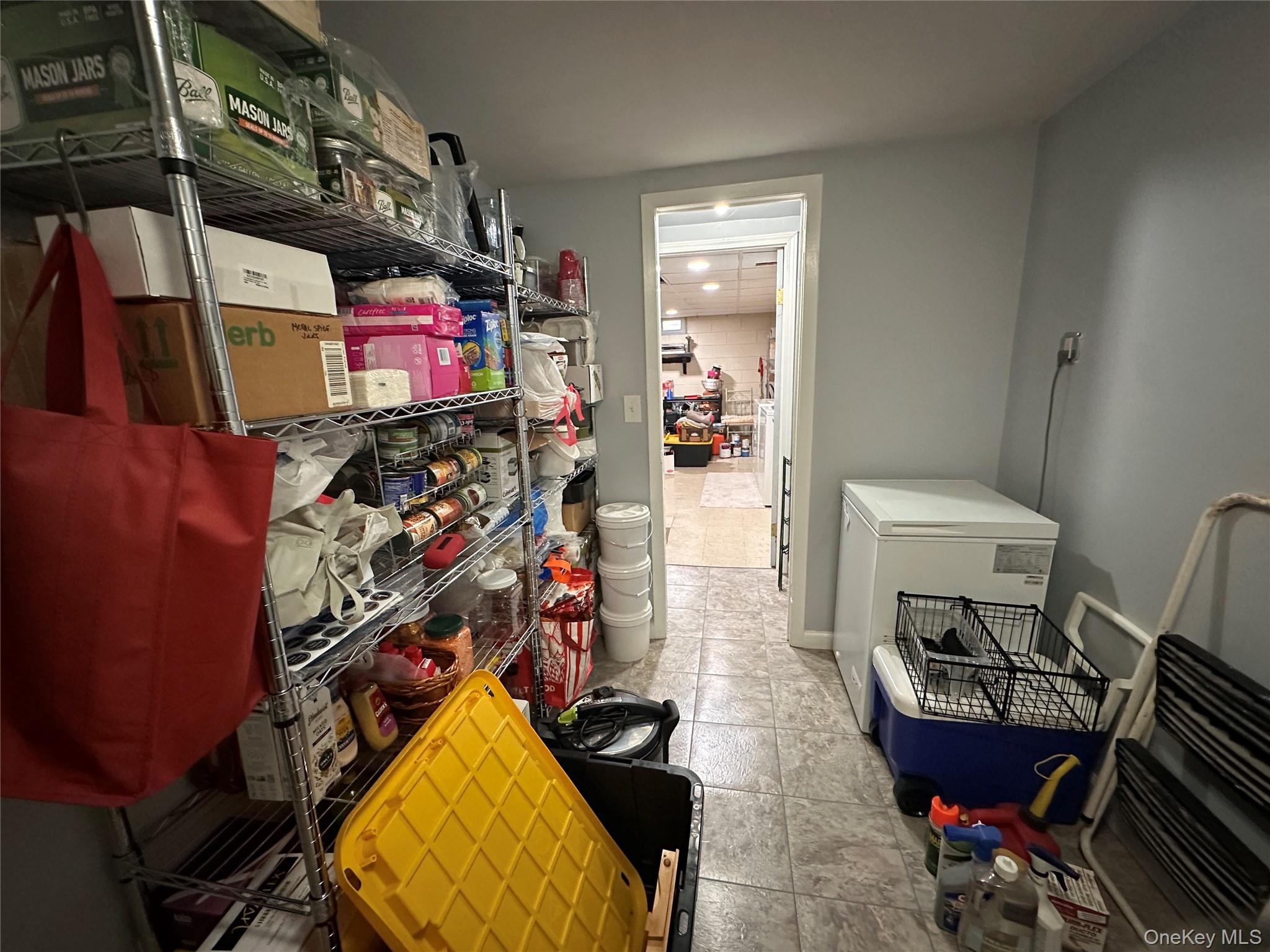 568 Irving Street Property Photo 33