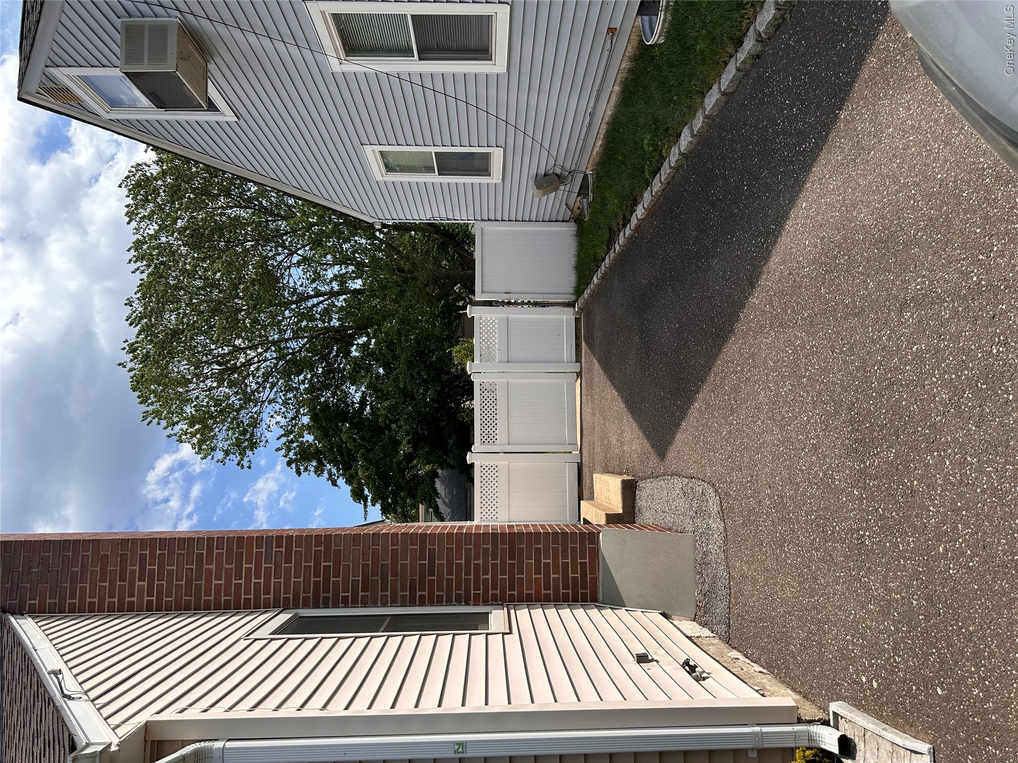 568 Irving Street Property Photo 36
