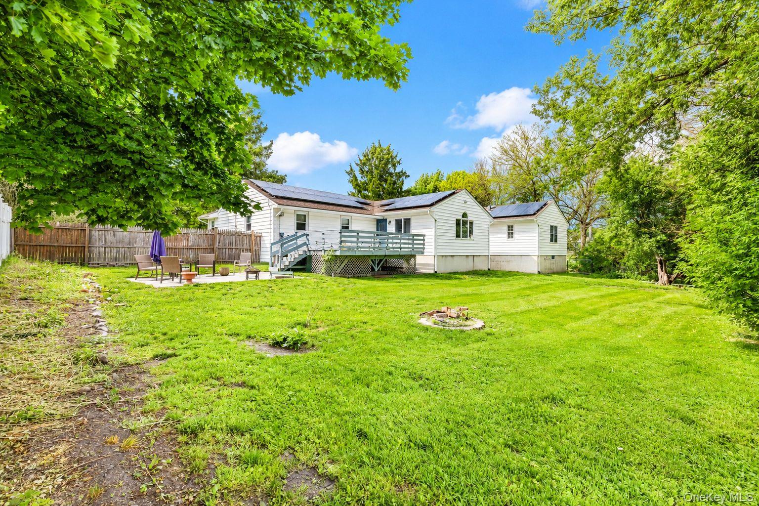 24 Walnut Street Property Photo 2