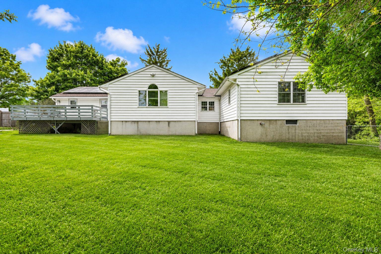 24 Walnut Street Property Photo 3