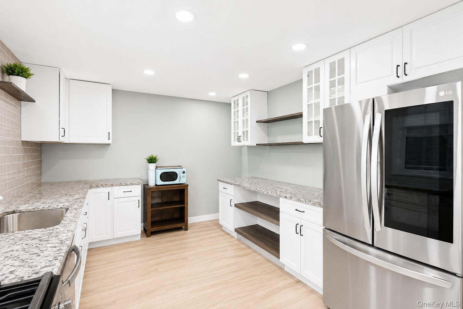 24 Walnut Street Property Photo 10