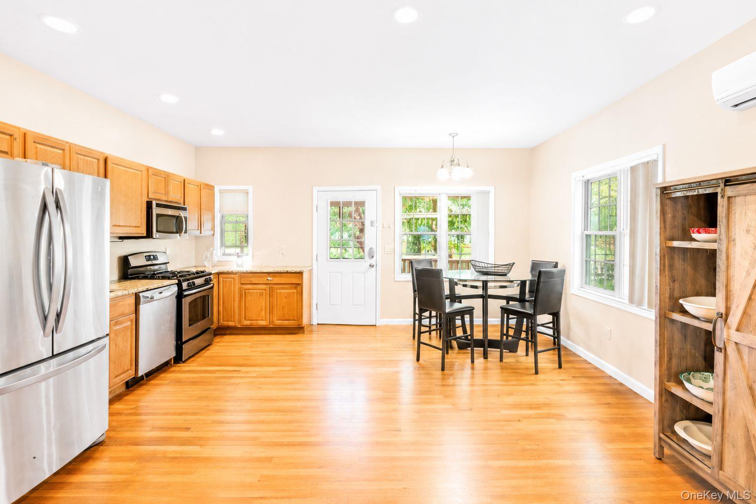 24 Walnut Street Property Photo 20