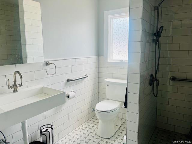 8221 251st Street Property Photo 5