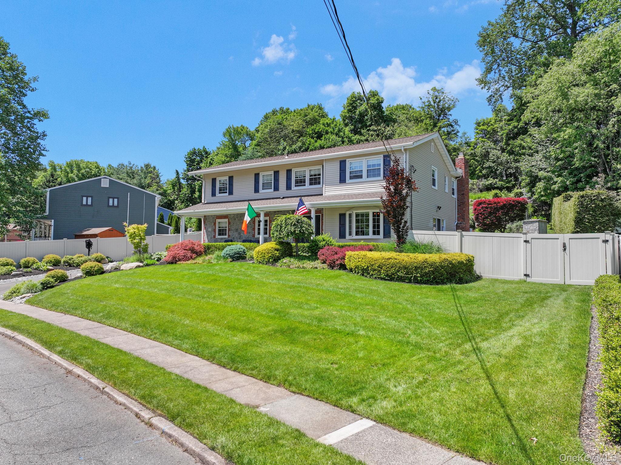 12 Pelham Avenue Property Photo 2