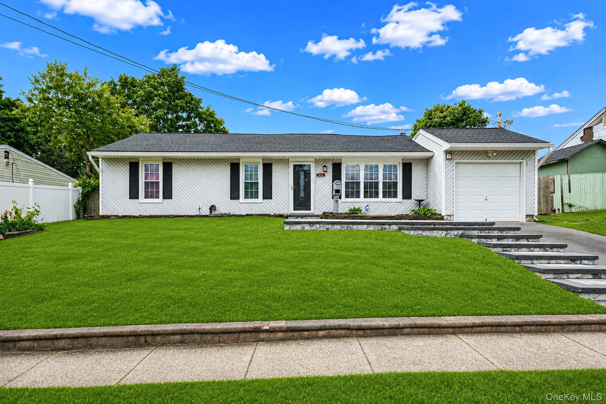 36 Naples Avenue Property Photo 1