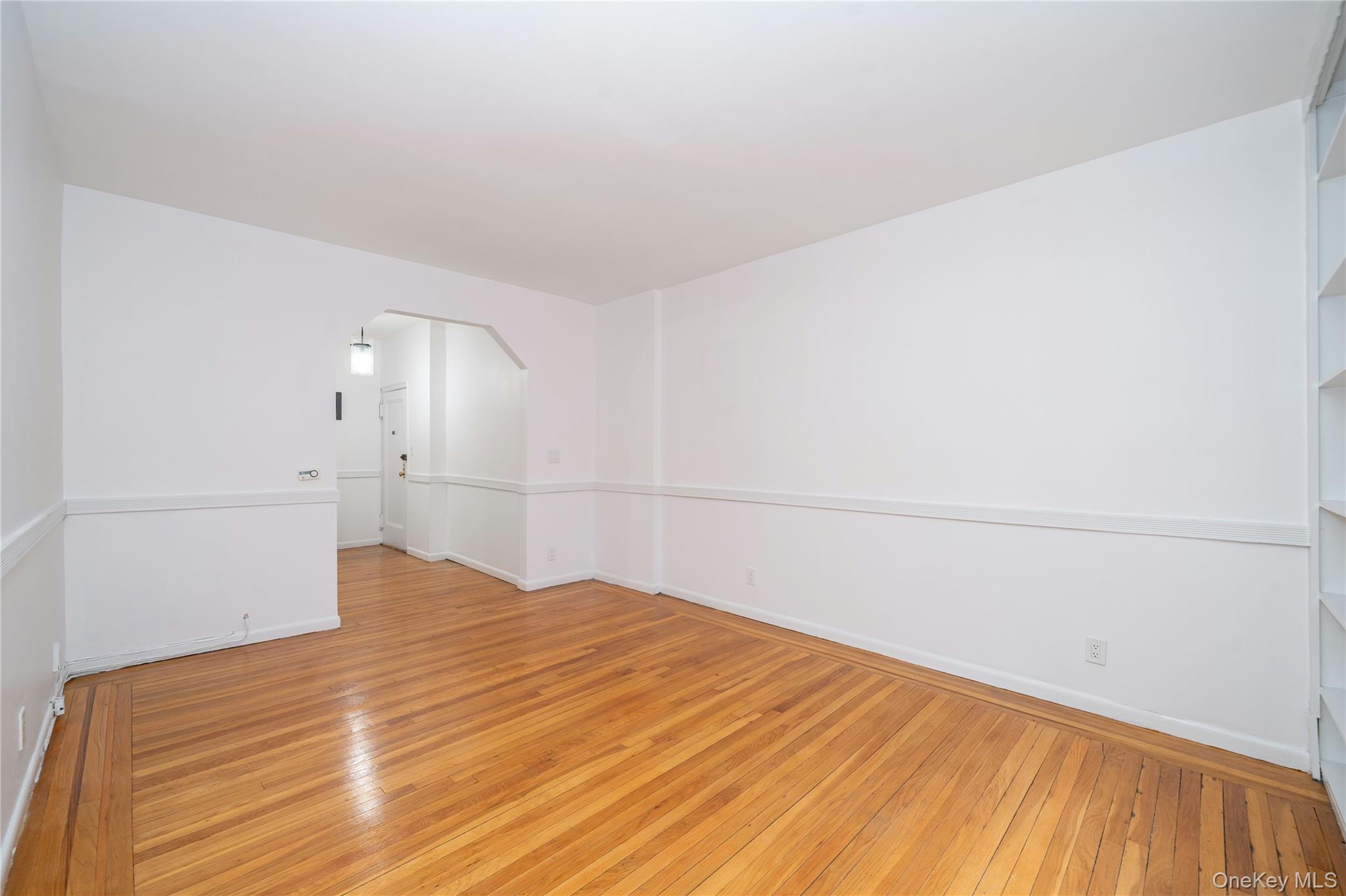 45 Pondfield Road 1g Property Photo 8