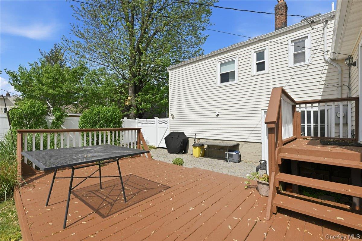 5 Hastings Road Property Photo 35