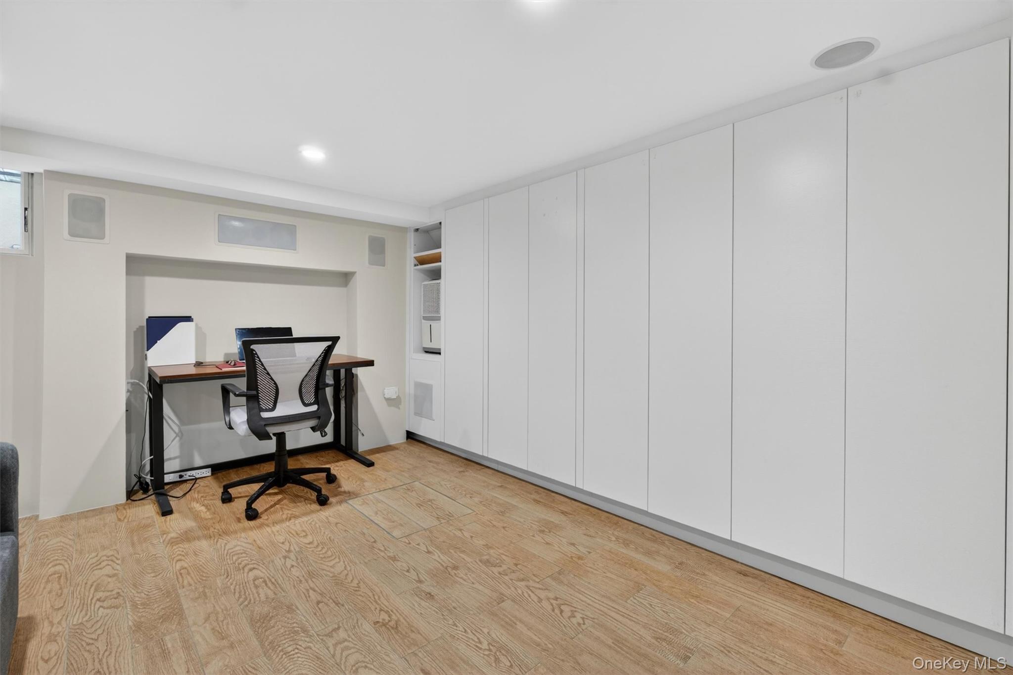 6 Judson Avenue Property Photo 29