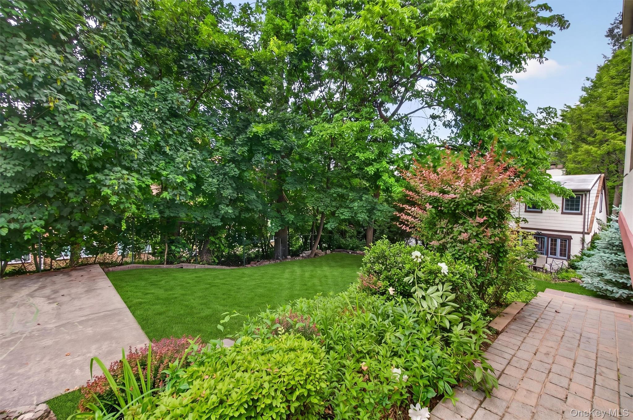 6 Judson Avenue Property Photo 37