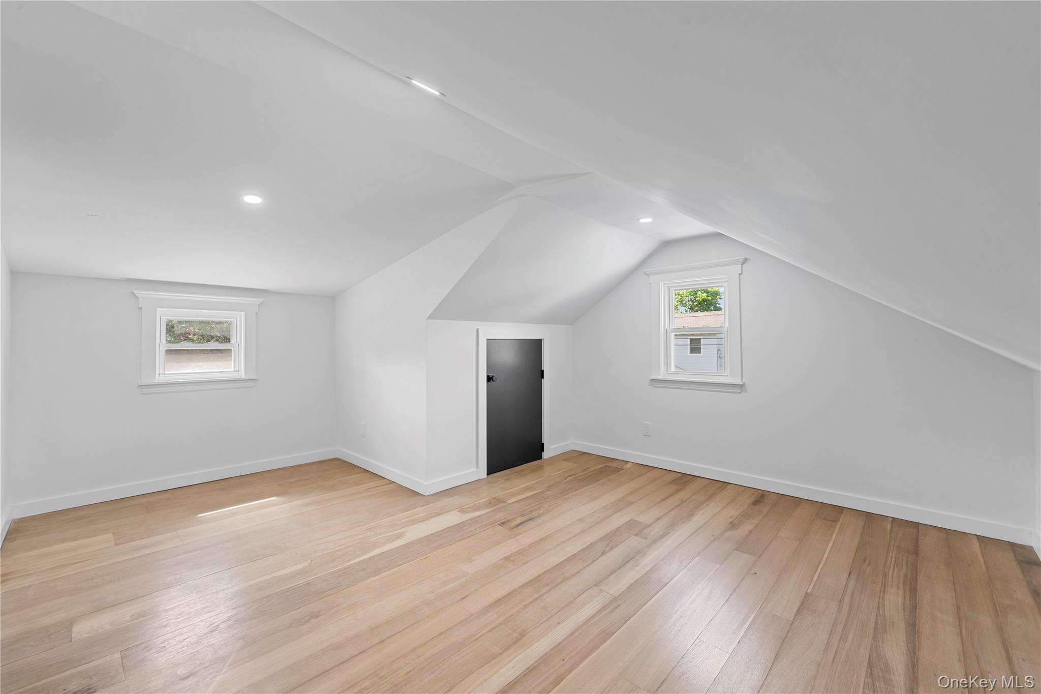 74 Lincoln Avenue Property Photo 12