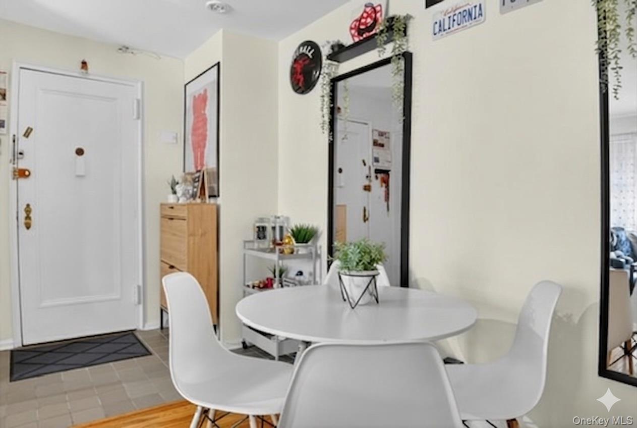 205 W Post Road E-1-o Property Photo 5