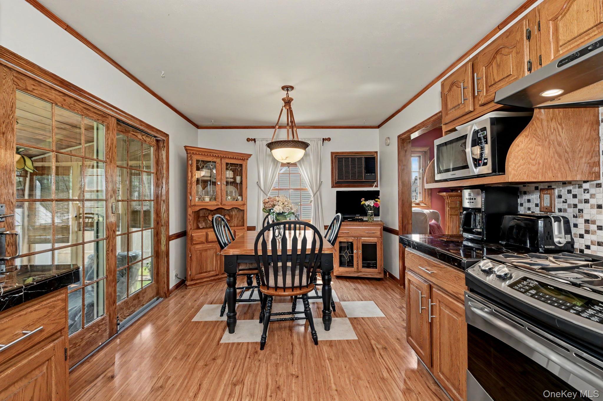 13 Lorenz Avenue Property Photo 8
