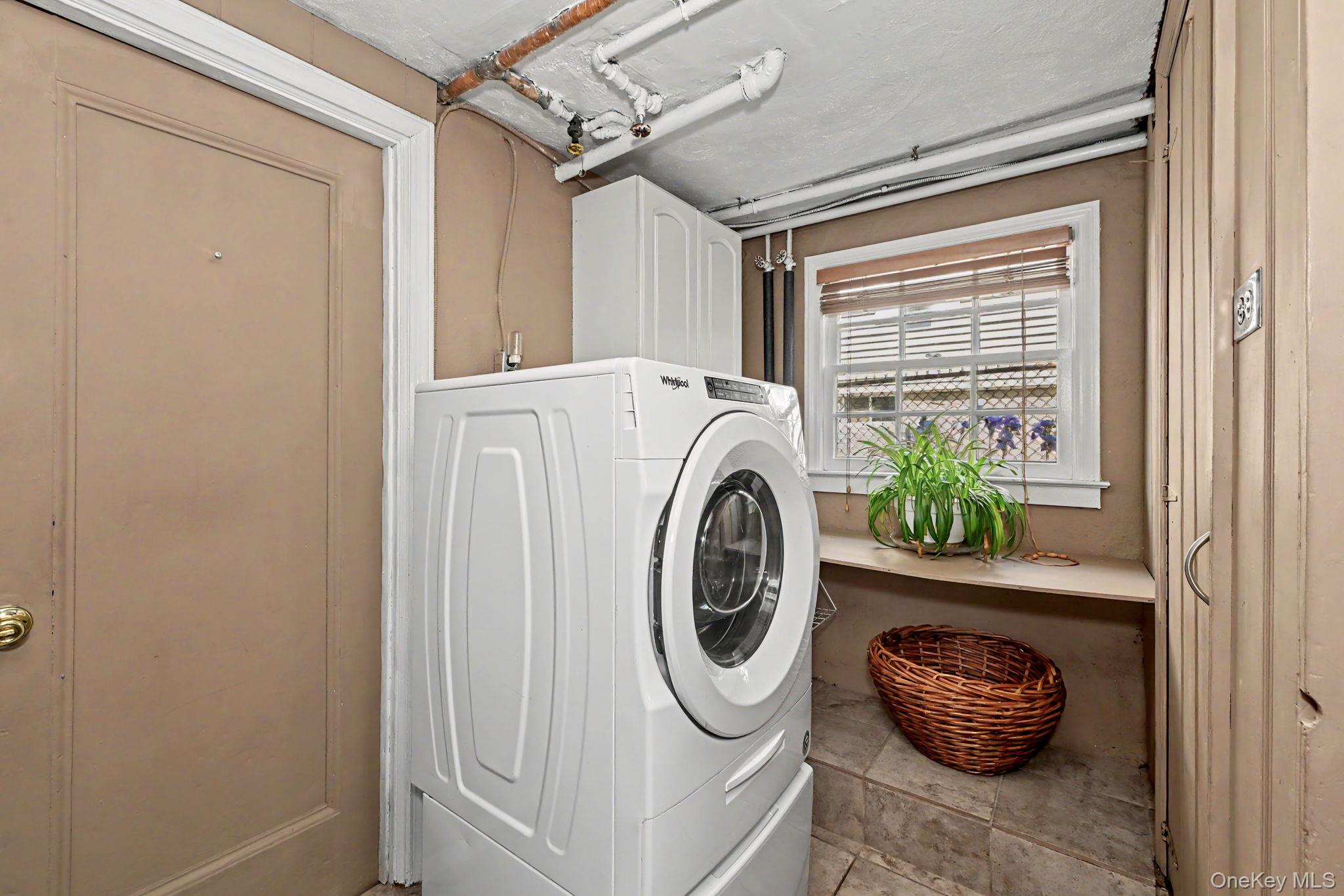 13 Lorenz Avenue Property Photo 20