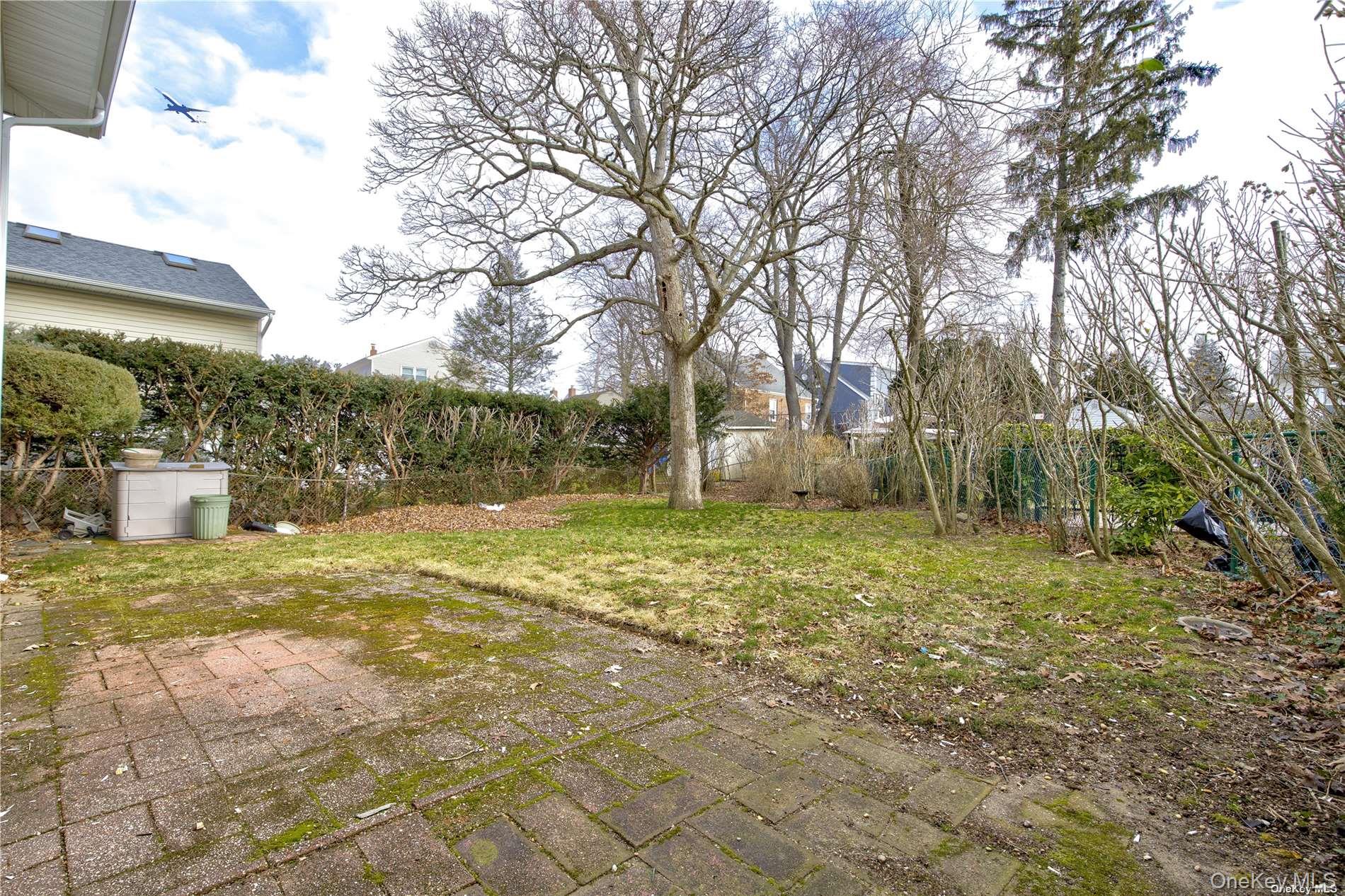 207 Catherine Avenue Property Photo 22