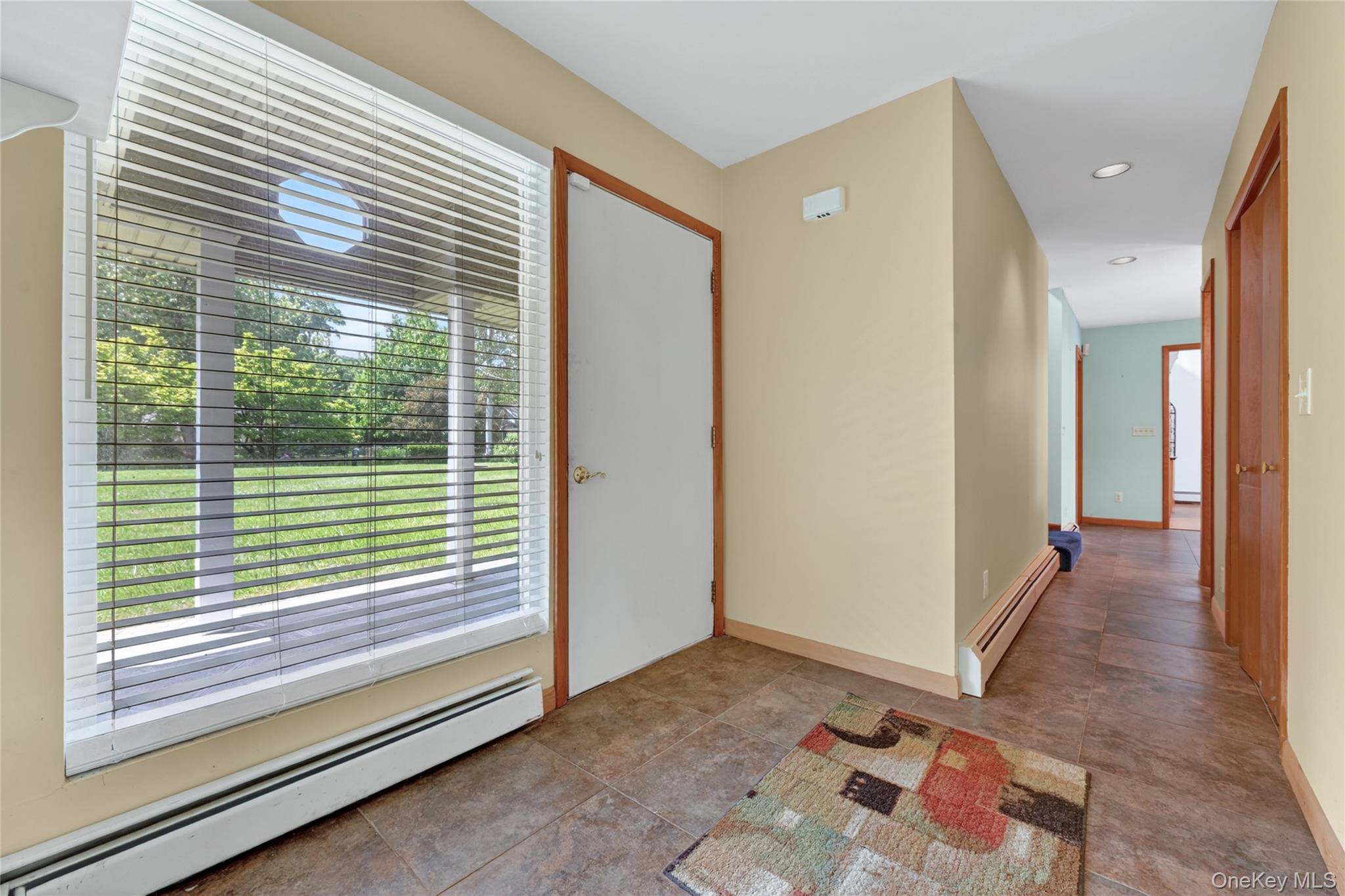 2 Grove Avenue Property Photo 3