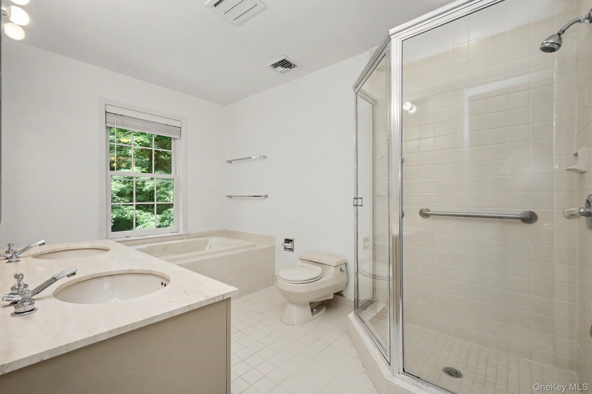 4 Annes Wood Lane Property Photo 22