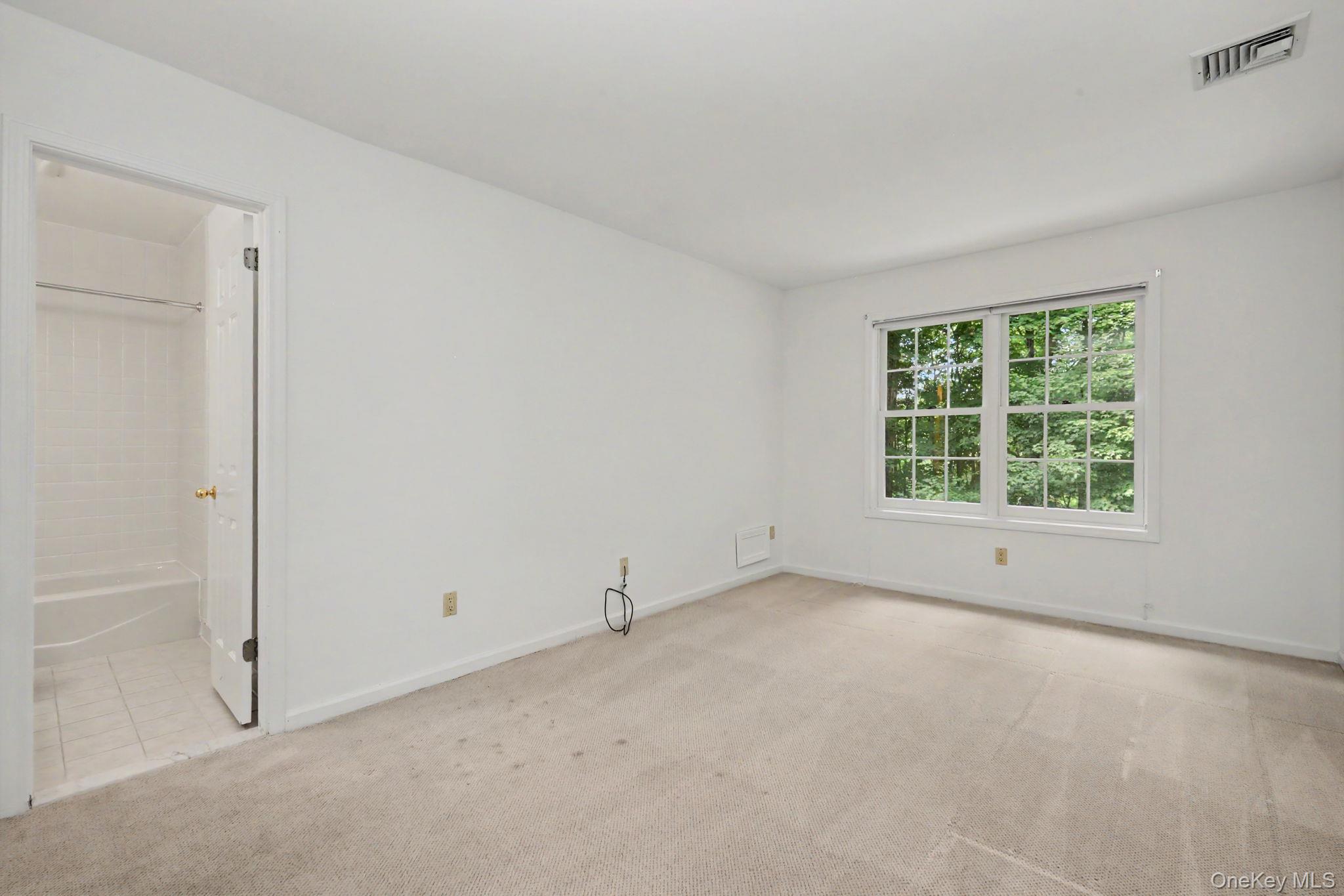 4 Annes Wood Lane Property Photo 23