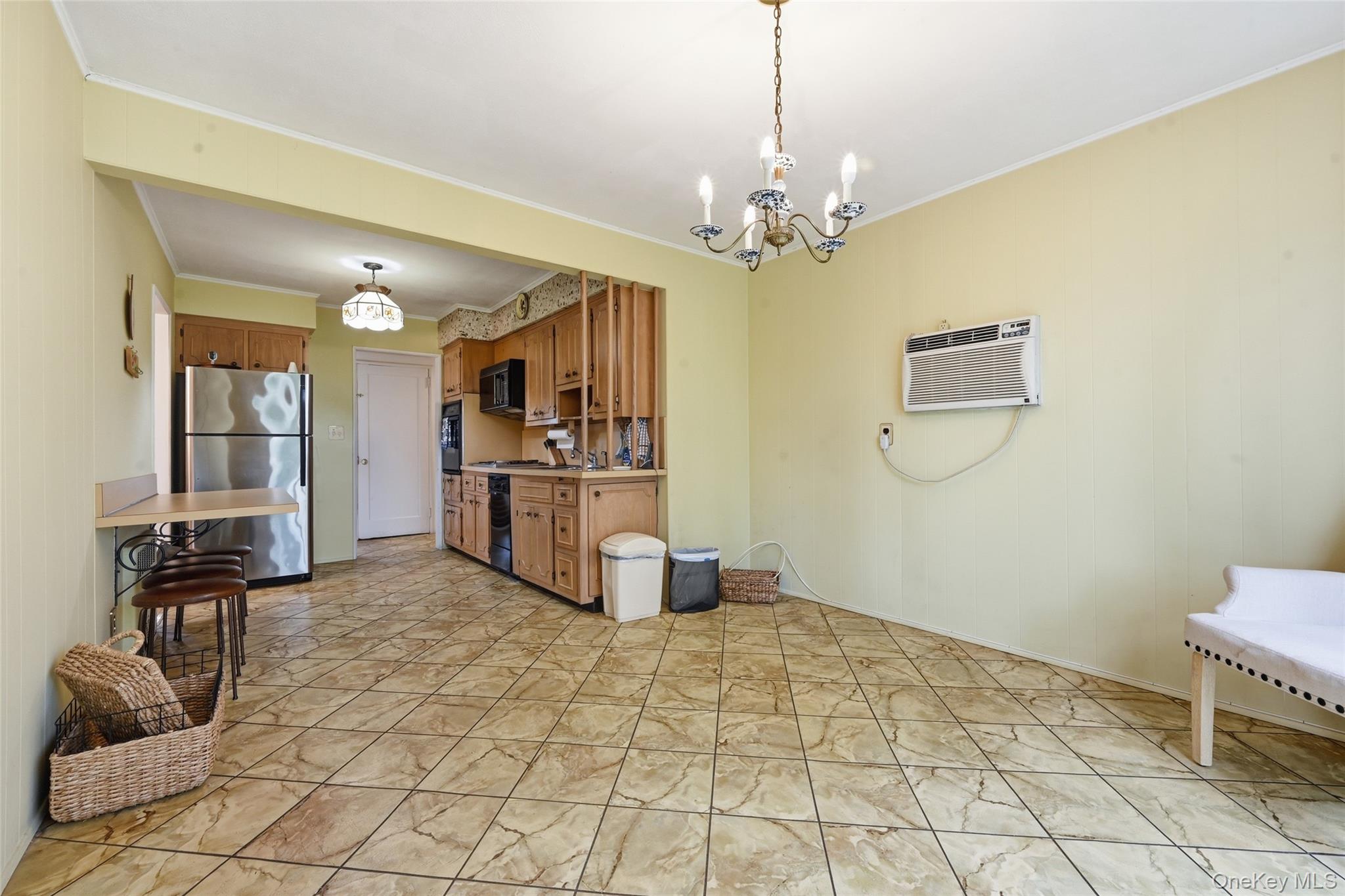 659 Diellen Lane Property Photo 10