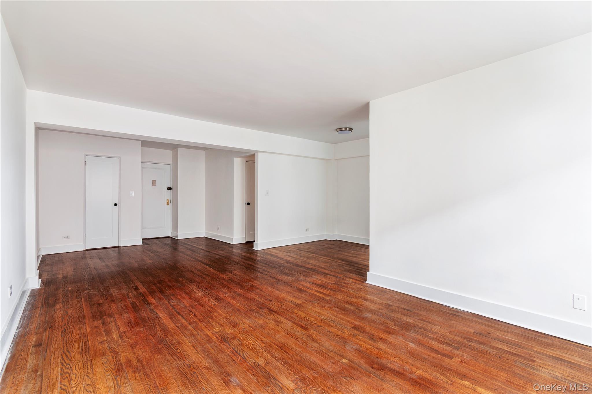 525 W 235th Street 4d Property Photo 2