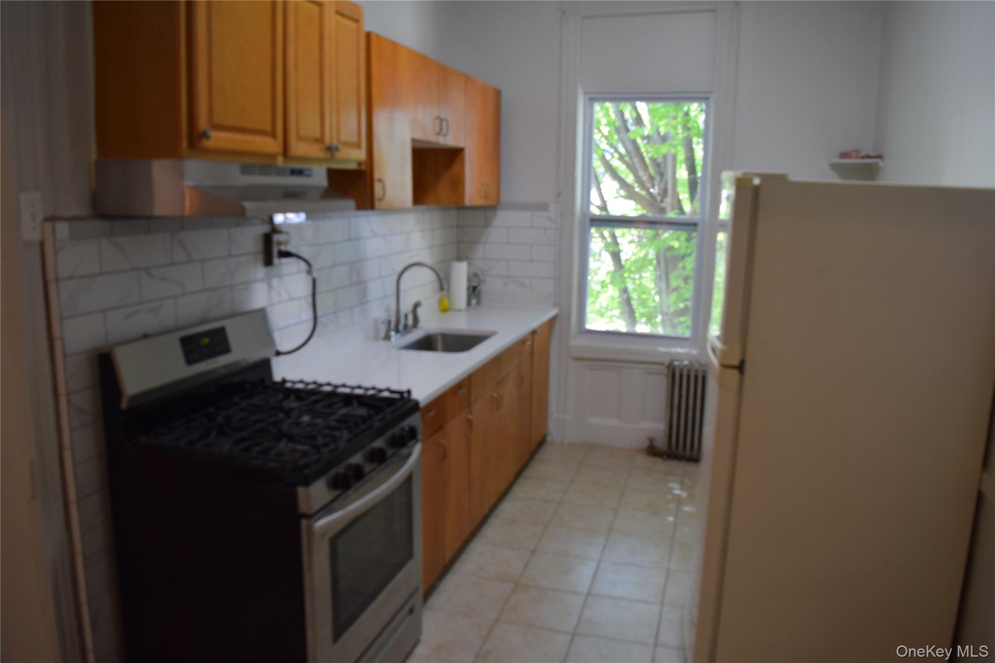 226 Pennsylvania Avenue 2 Property Photo 1