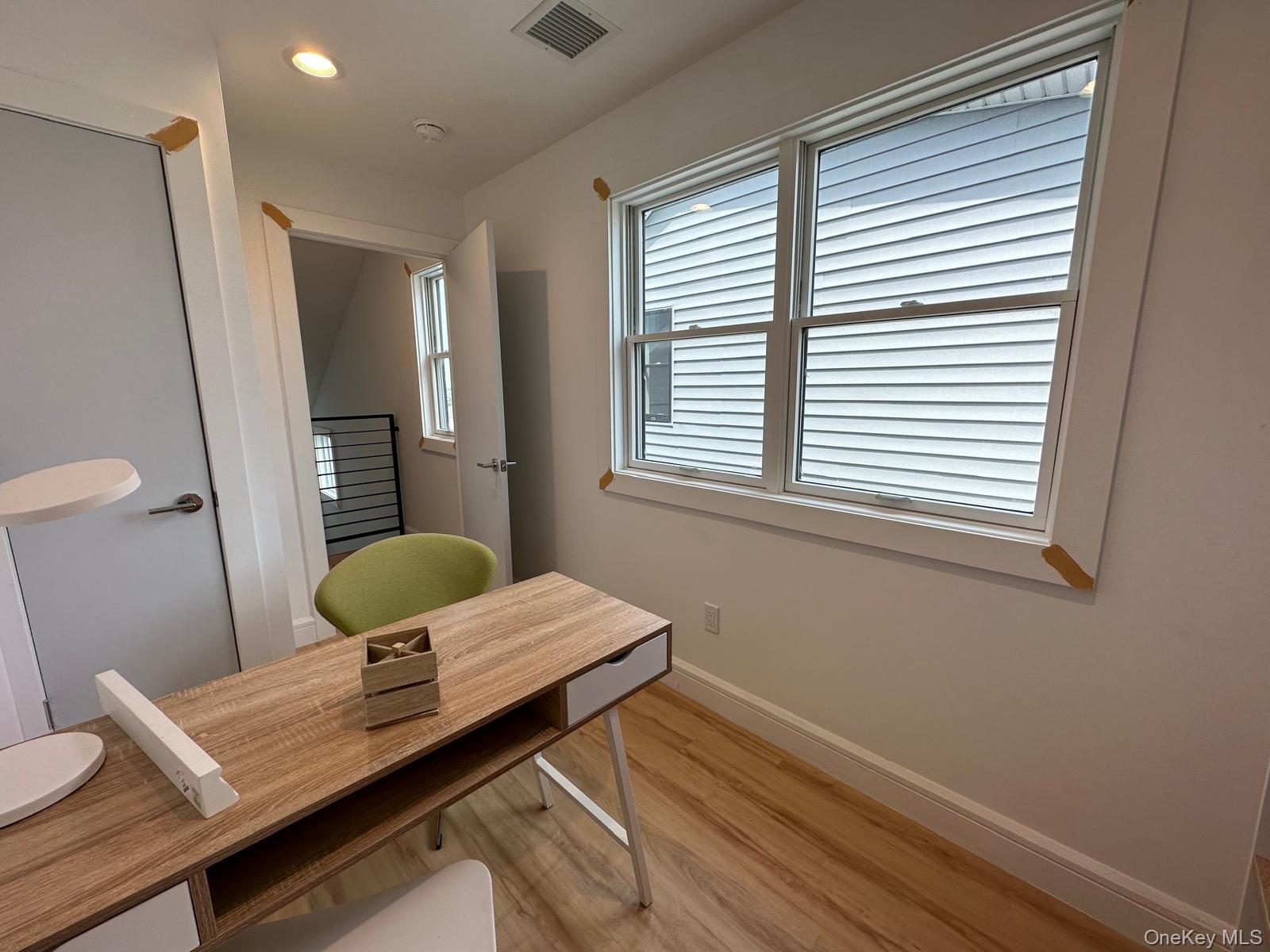 8605 Beach Channel Drive Property Photo 15