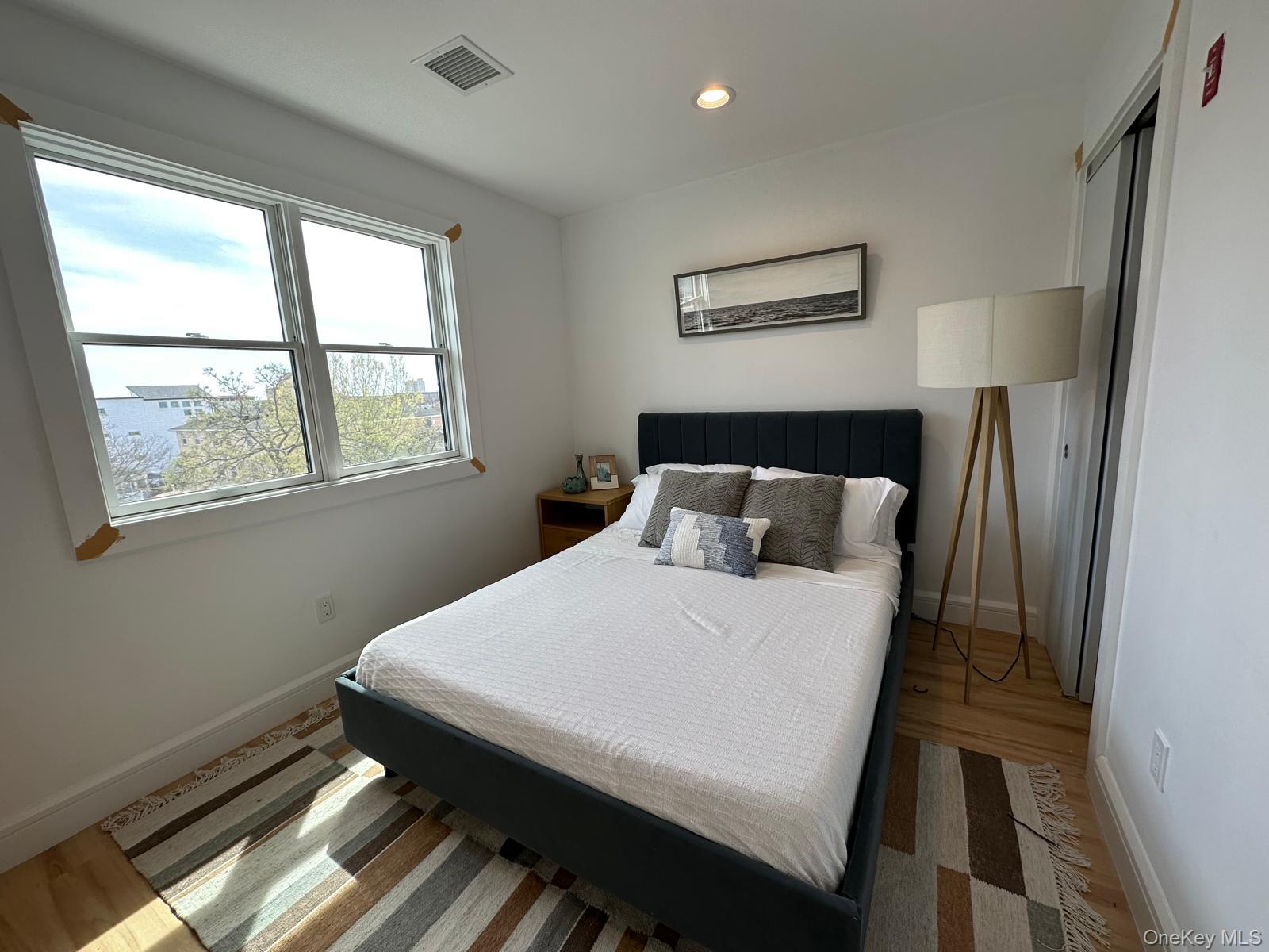 8605 Beach Channel Drive Property Photo 17