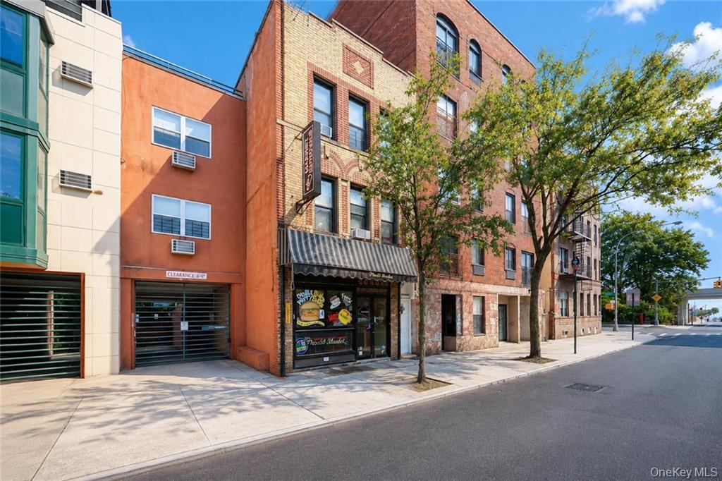 10 Bay Ridge Avenue Property Photo 2
