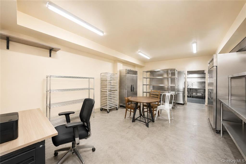 10 Bay Ridge Avenue Property Photo 7