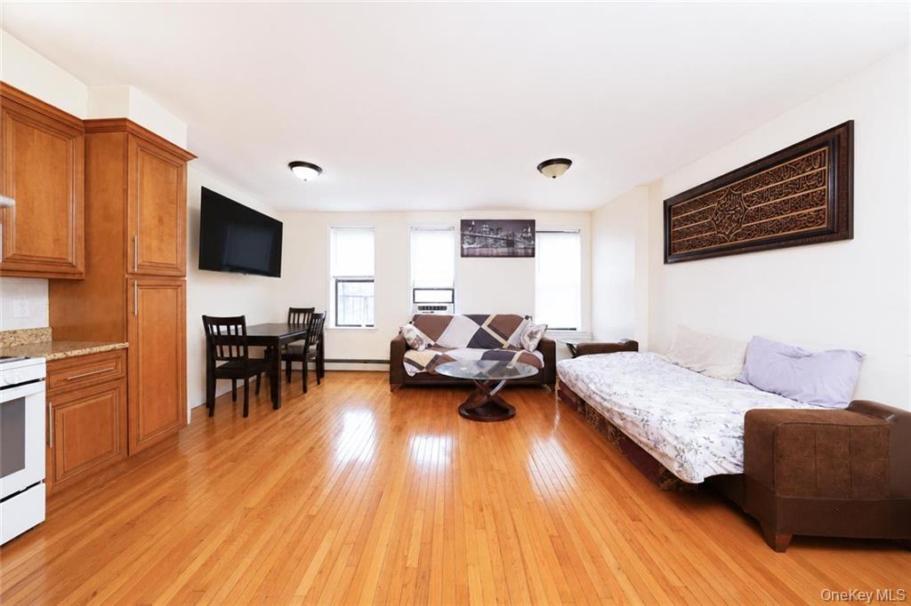 10 Bay Ridge Avenue Property Photo 11