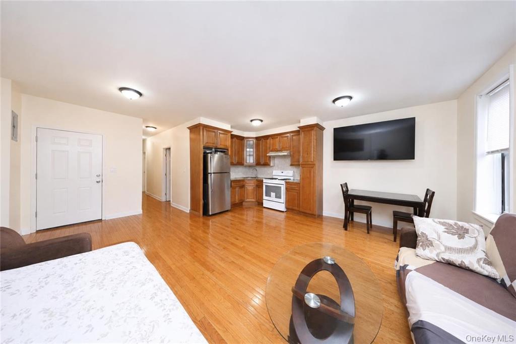 10 Bay Ridge Avenue Property Photo 13