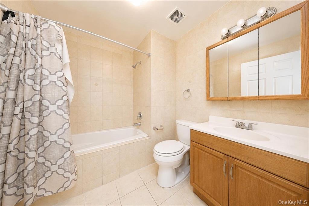 10 Bay Ridge Avenue Property Photo 17