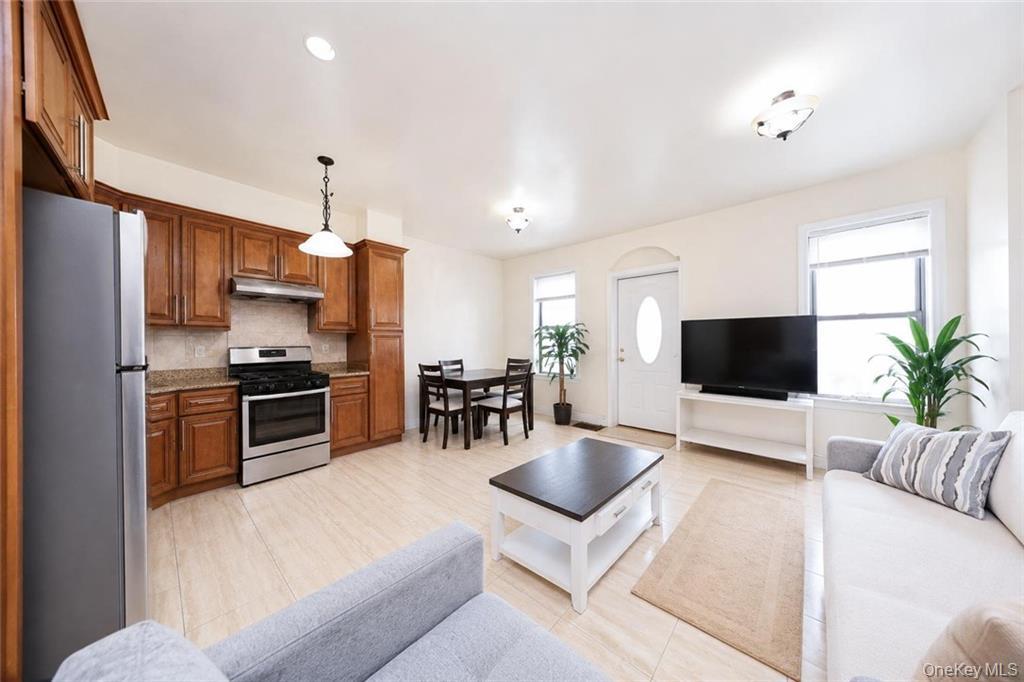 10 Bay Ridge Avenue Property Photo 20