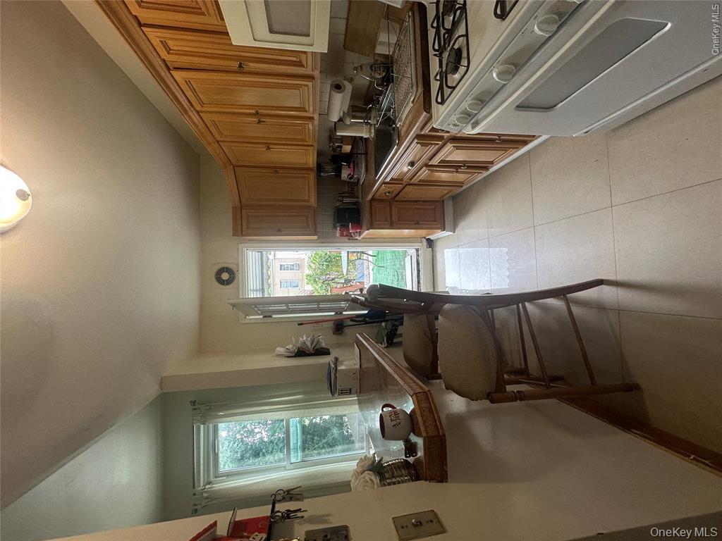 1245 Madison Street Property Photo 8
