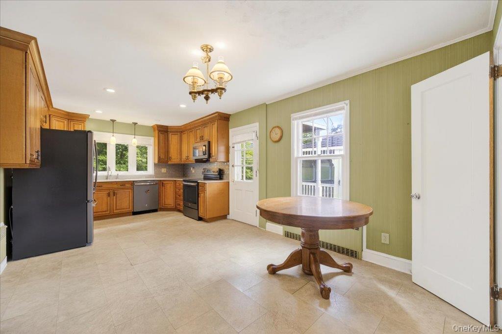 45 Summit Street Property Photo 11
