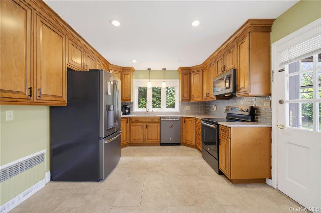 45 Summit Street Property Photo 12