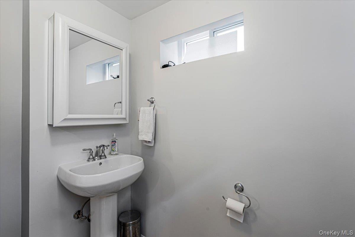 4308 Glenwood Street Property Photo 17