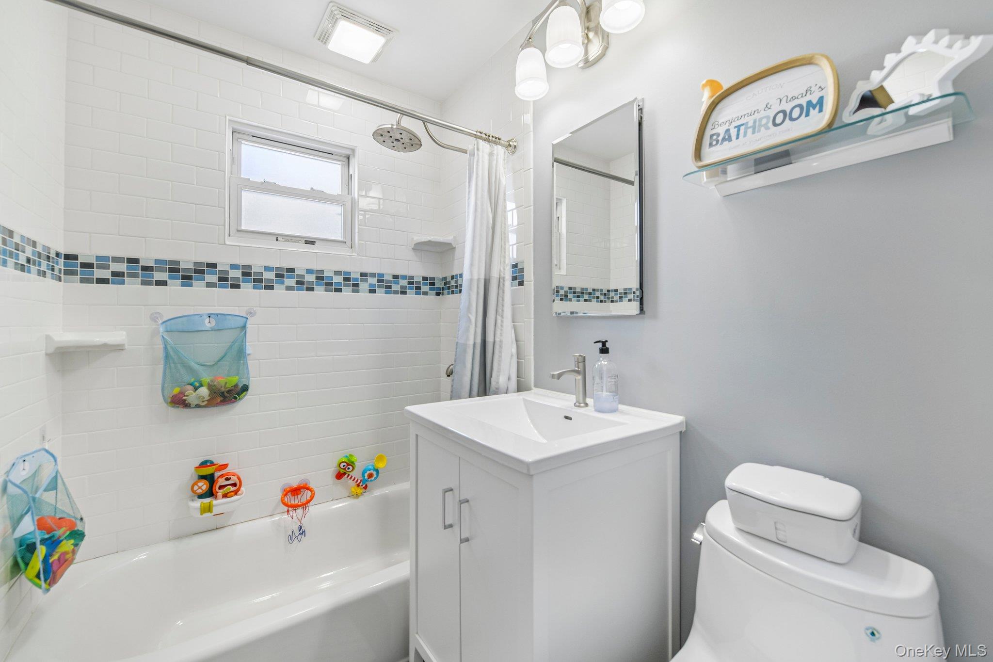 2821 Colonial Avenue Property Photo 13