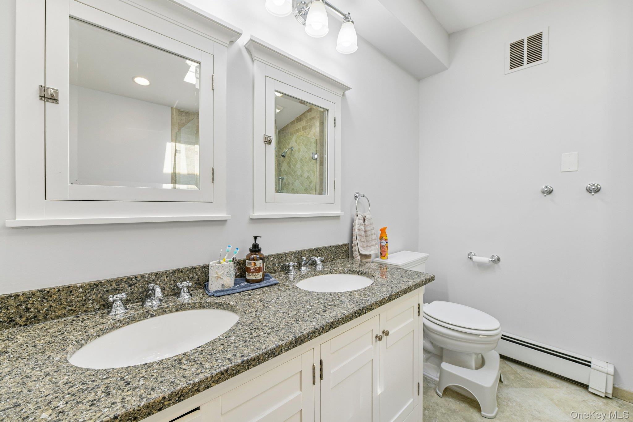 2821 Colonial Avenue Property Photo 20