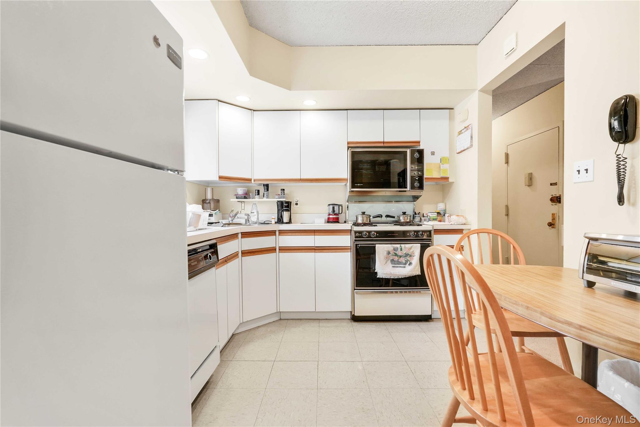 71-48 162nd Street 3 Property Photo 6