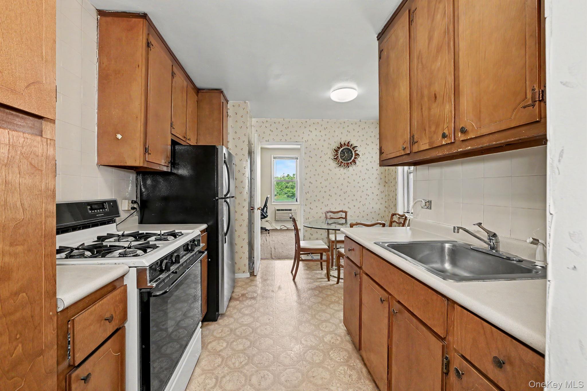 6300 Riverdale Avenue 6f Property Photo 9
