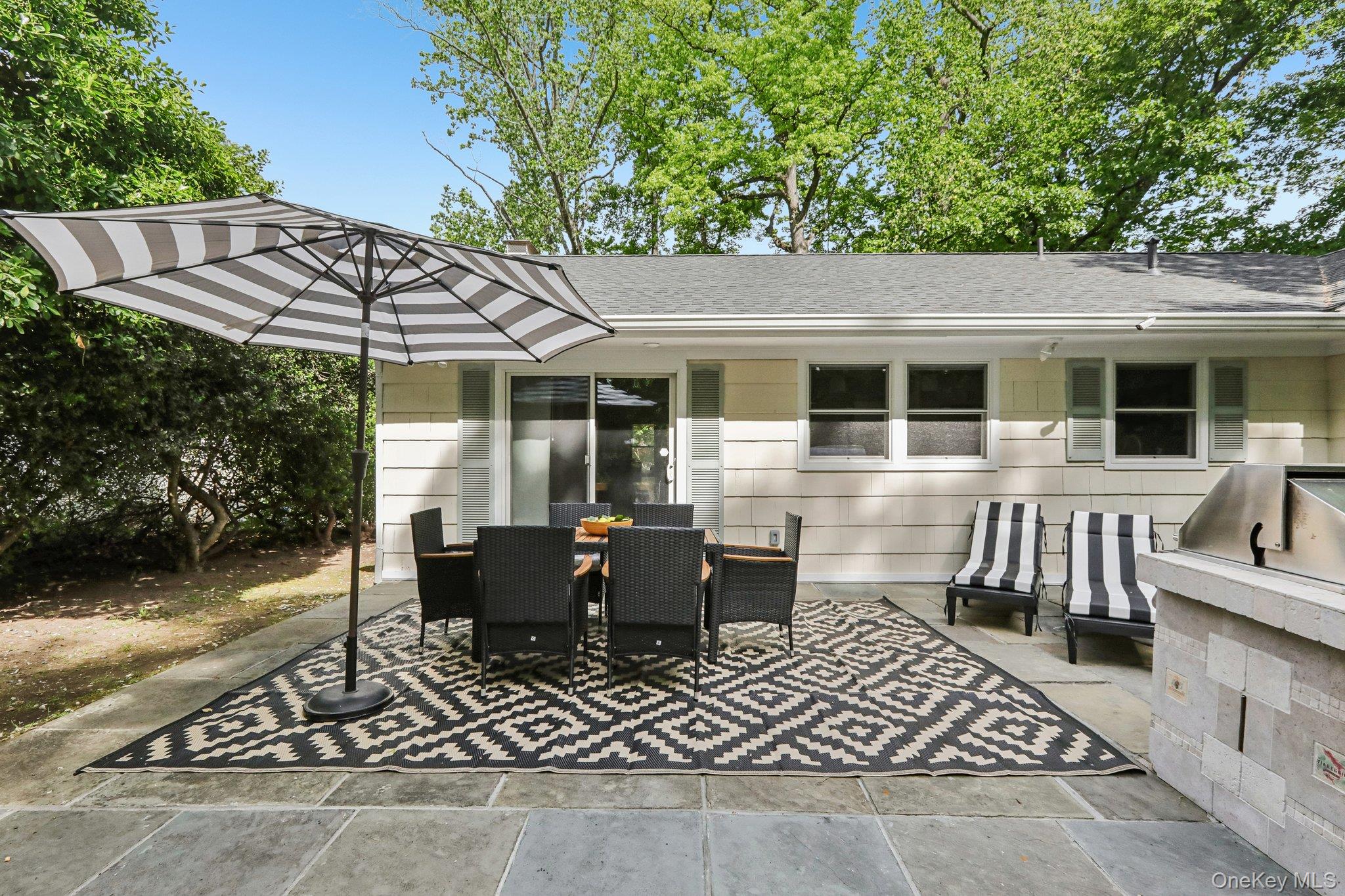 62 Mohegan Road Property Photo 4