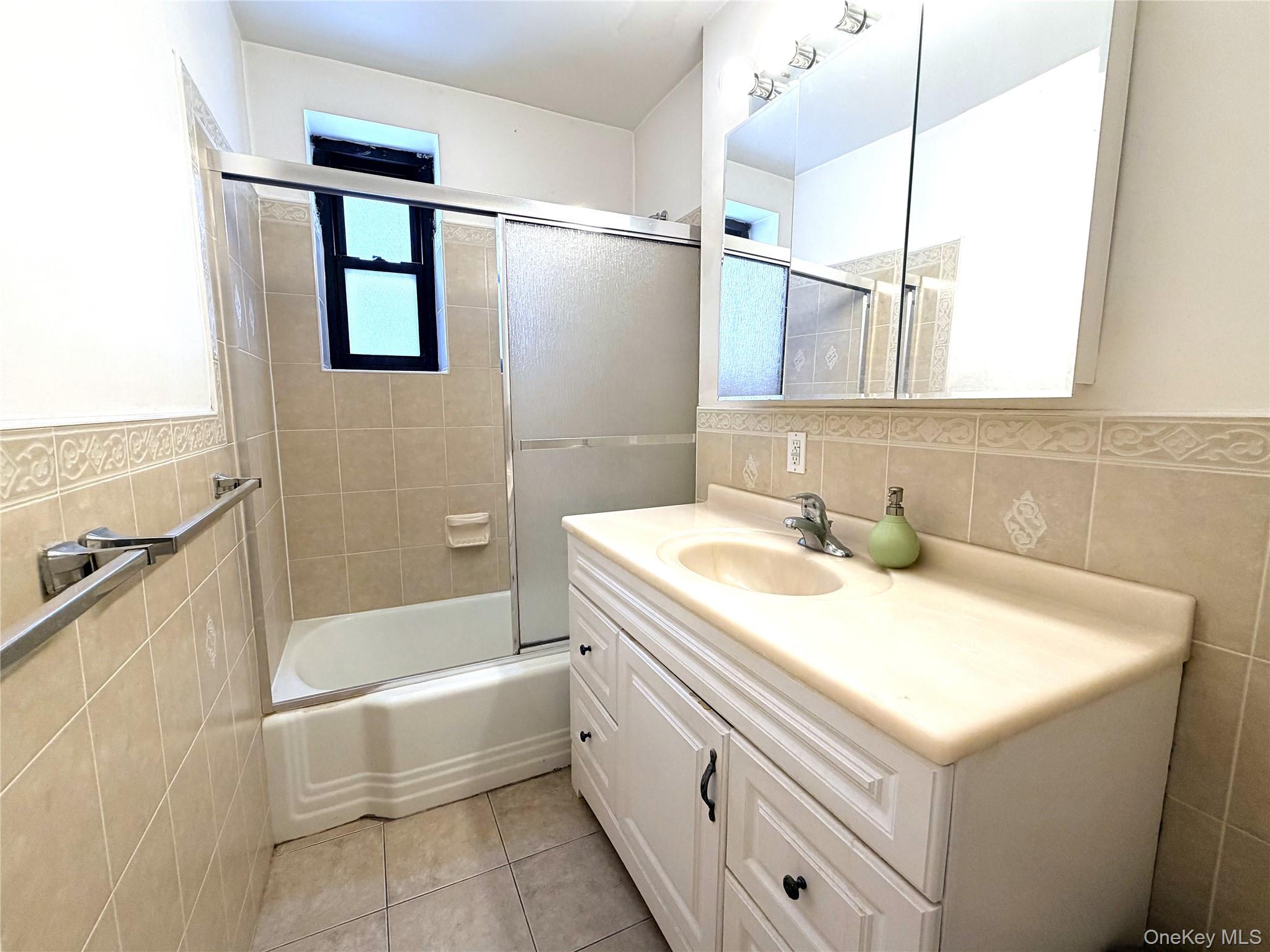 91-08 32 Avenue E107 Property Photo 17