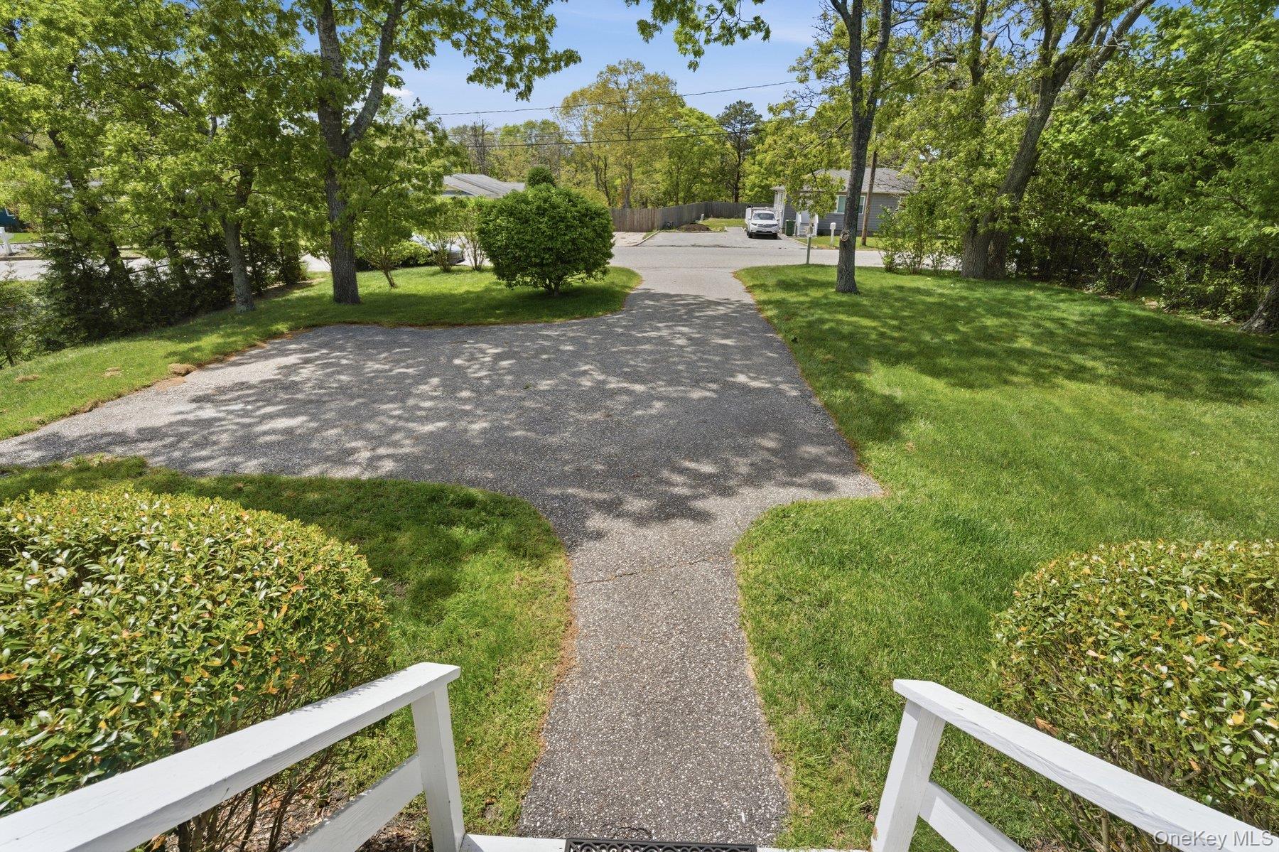98 Peters Lane Property Photo 4