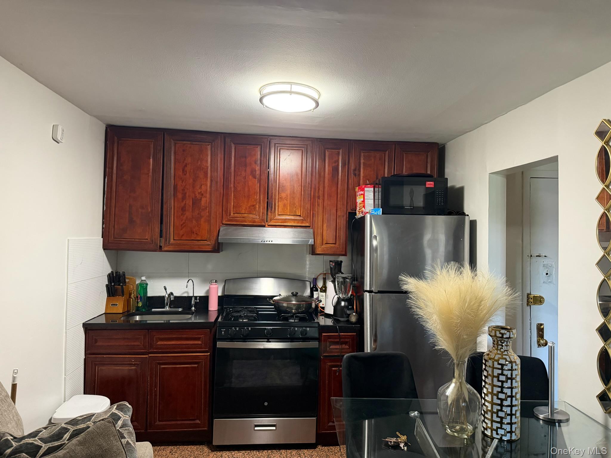 40-15 102nd Street Property Photo 2