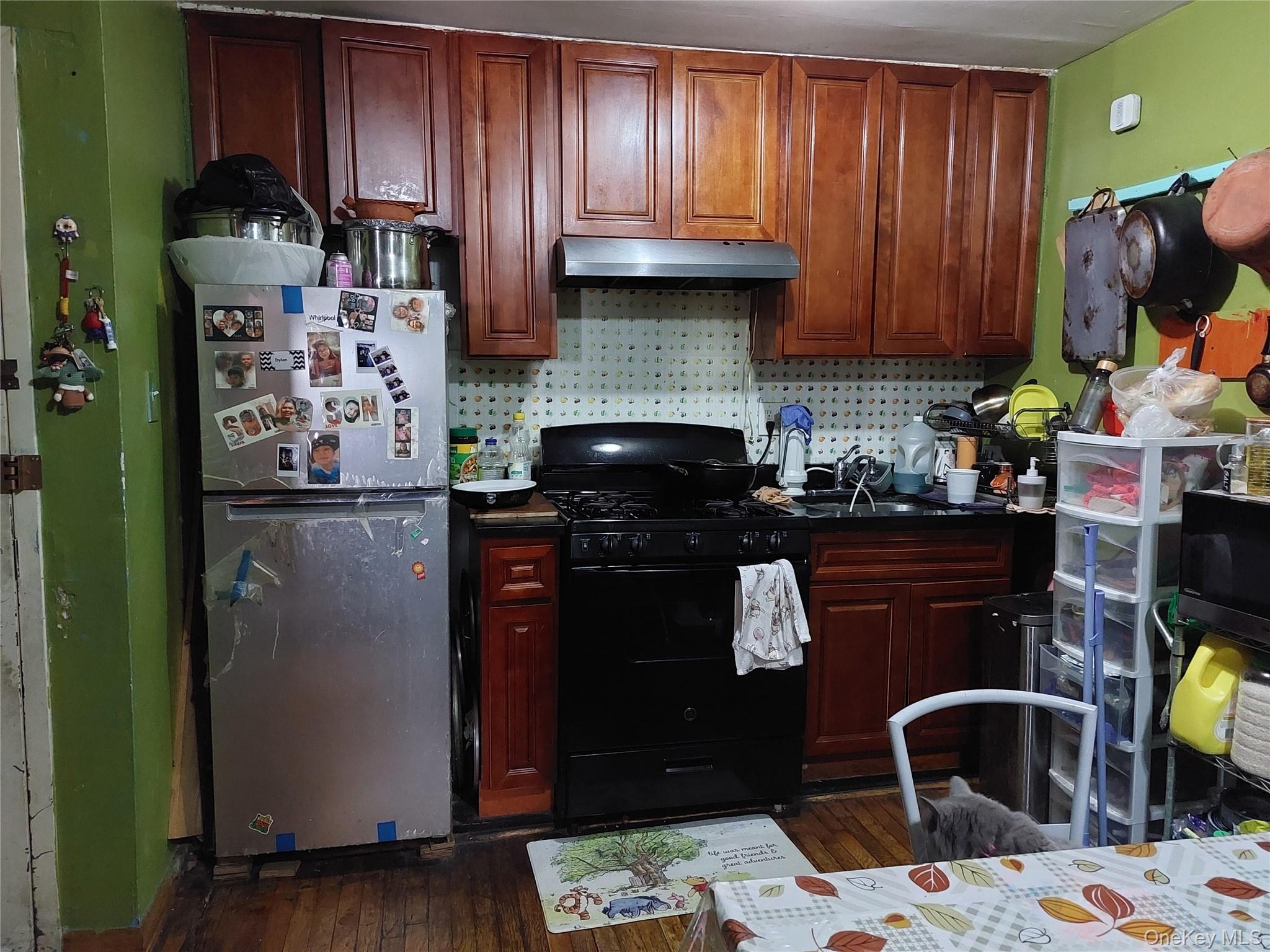 40-15 102nd Street Property Photo 4