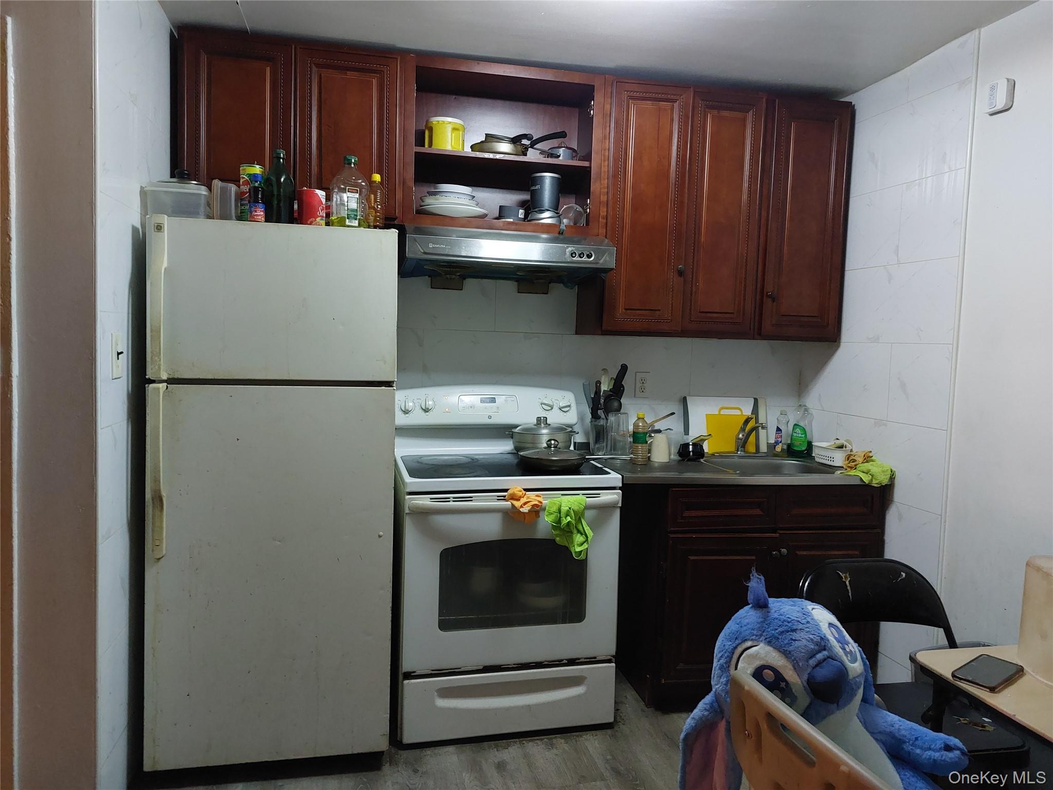 40-15 102nd Street Property Photo 6