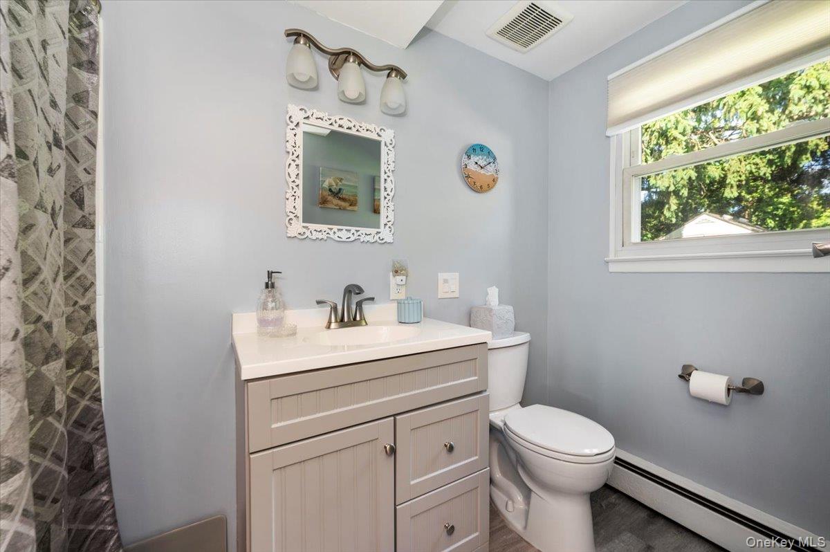 12 Northern Parkway Property Photo 10