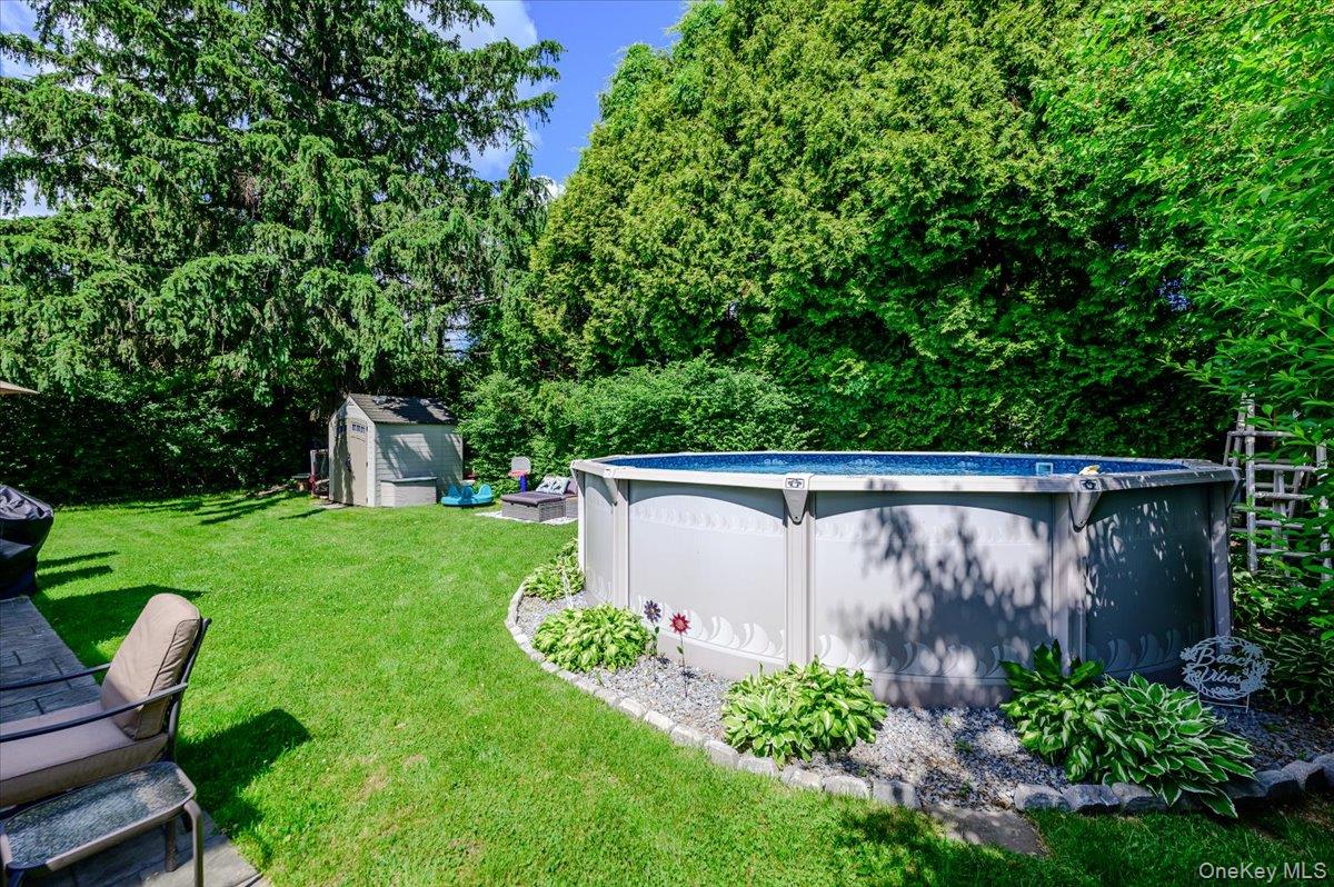 12 Northern Parkway Property Photo 23